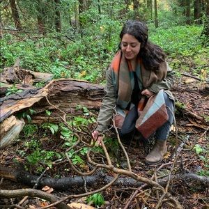 Meet Your Posher, Lana